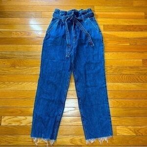 Abercrombie & Fitch Dark Blue Denim A&F Mom Jeans Belted Size 25 0S Cutoff Leg